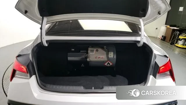 Hyundai The New Avante (CN7) id 2939304 из Кореи 11