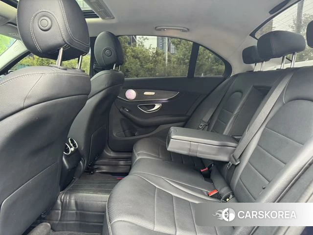 Mercedes-Benz Class C id 4211016 из Китая 11