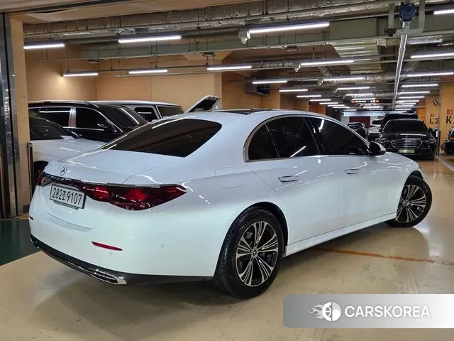 Mercedes-Benz E-Class W214 id 3580723 из Кореи 11