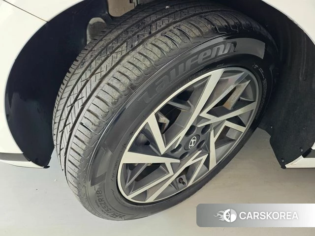 Hyundai Grandeur (GN7) id 3818038 из Кореи 11