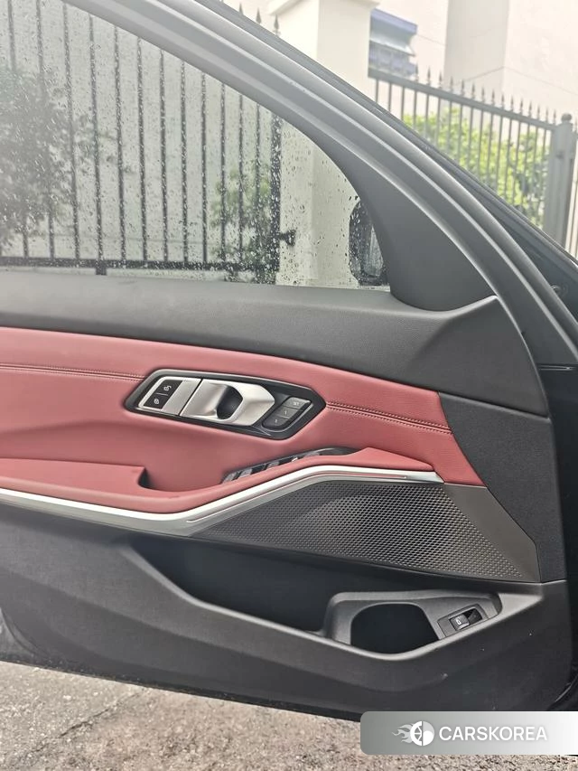 BMW 3 series id 4348324 из Китая 11