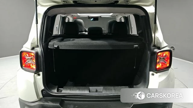 Jeep Renegade id 3936090 из Кореи 11