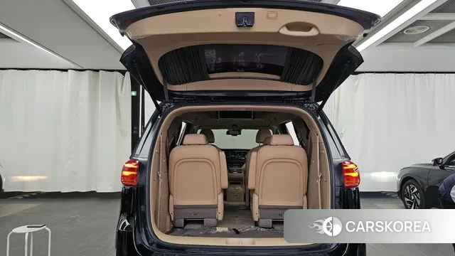 Kia The New Carnival id 3692648 из Кореи 11