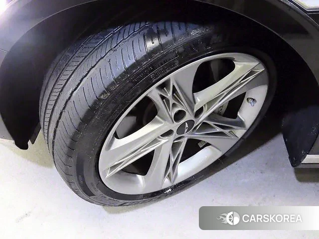 Genesis G90 (RS4) id 3317505 из Кореи 11