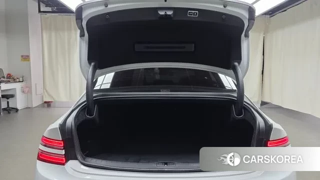 Genesis G80 (RG3) id 3535385 из Кореи 11