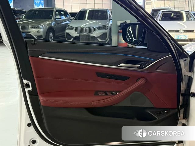 BMW 5 series PHEV id 4240666 из Китая 11