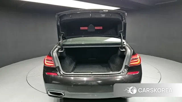 BMW 7 Series (G11) id 3622603 из Кореи 11