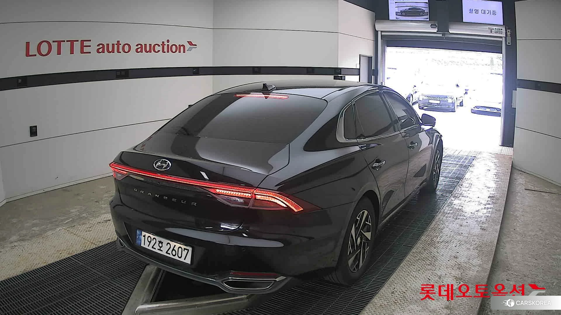 Hyundai Grandeur Hybrid id 4289364 из Кореи 11
