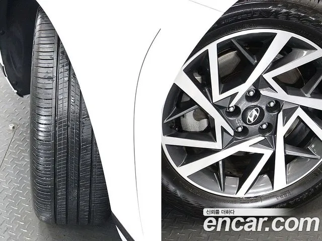 Hyundai Grandeur (GN7) id 2739683 из Кореи 11