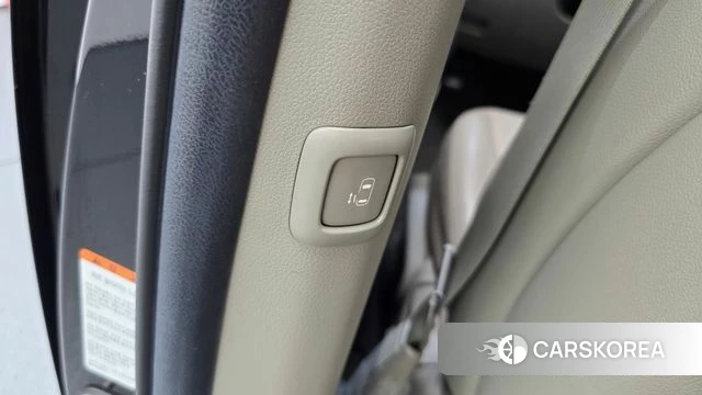 Kia The New Carnival id 4746397 из Кореи 11