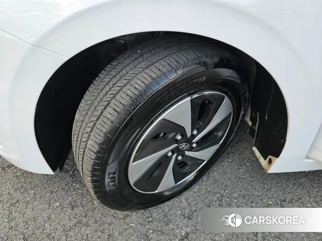 Hyundai Ionic Hybrid id 3792475 из Кореи 11