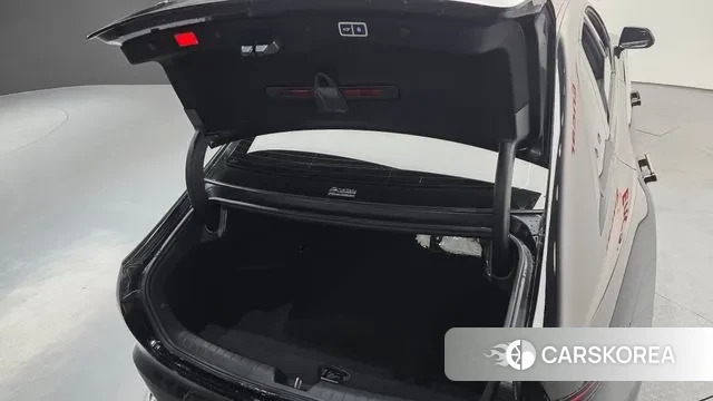 Hyundai Grandeur (GN7) id 3674680 из Кореи 11