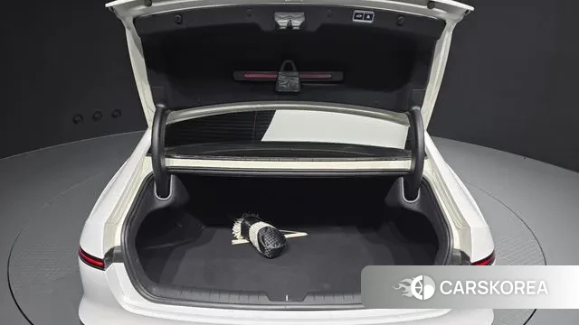 Hyundai Grandeur Hybrid (GN7) id 3026800 из Кореи 11