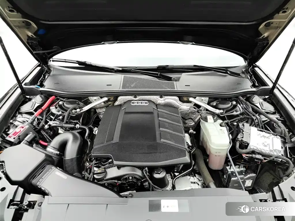 Audi A6L id 4515324 из Китая 11