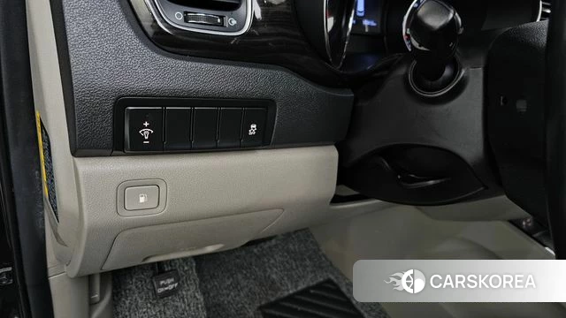 Kia The New Carnival id 4574279 из Кореи 11