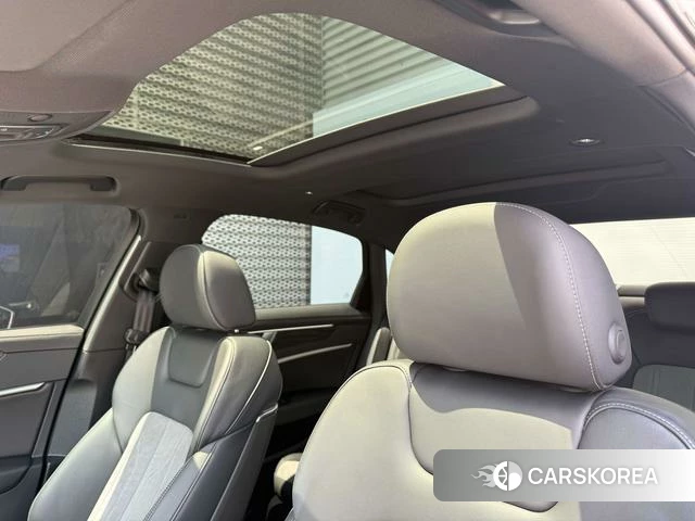 Audi A6L id 4314468 из Китая 11