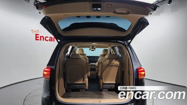 Kia The New Carnival id 2717326 из Кореи 11