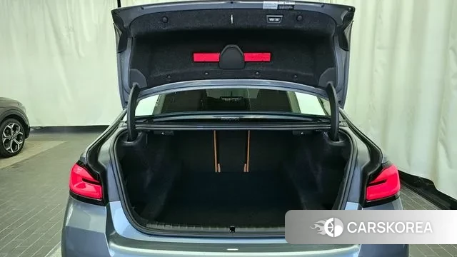 BMW 5 Series (G30) id 3487477 из Кореи 11