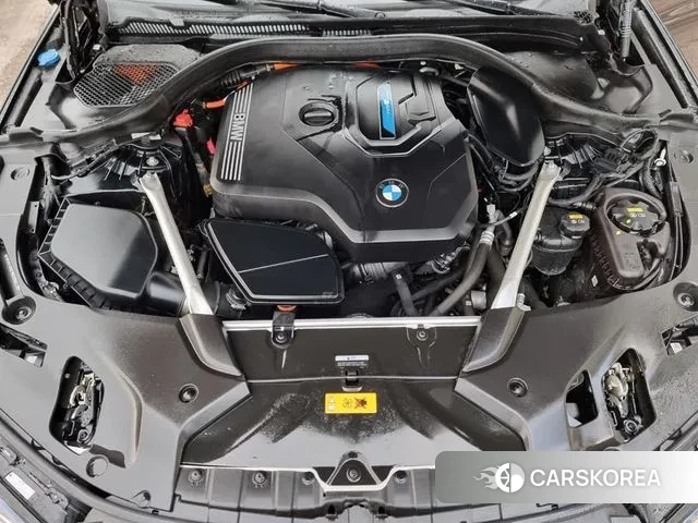 BMW 5 Series (G30) id 3669139 из Кореи 11