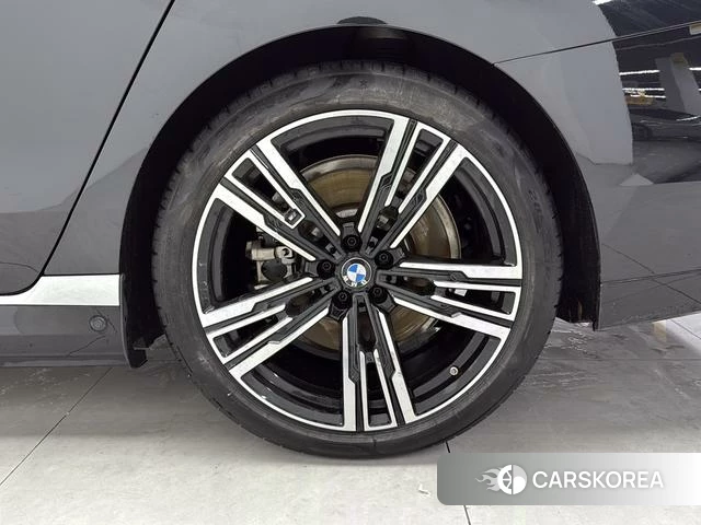 BMW i7 id 4211557 из Китая 11