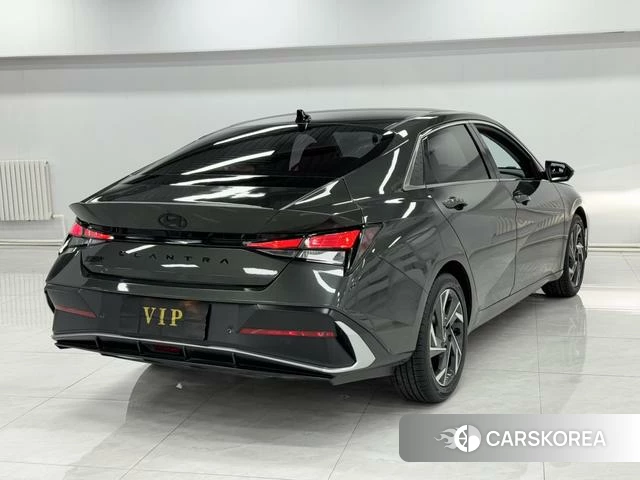 Hyundai Elantra id 4207733 из Китая 11