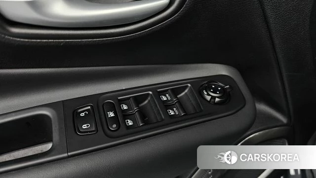 Jeep Renegade id 4623559 из Кореи 11