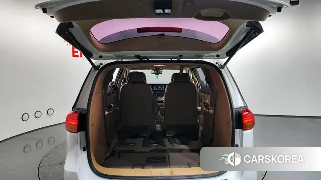 Kia All New Carnival id 3748702 из Кореи 11