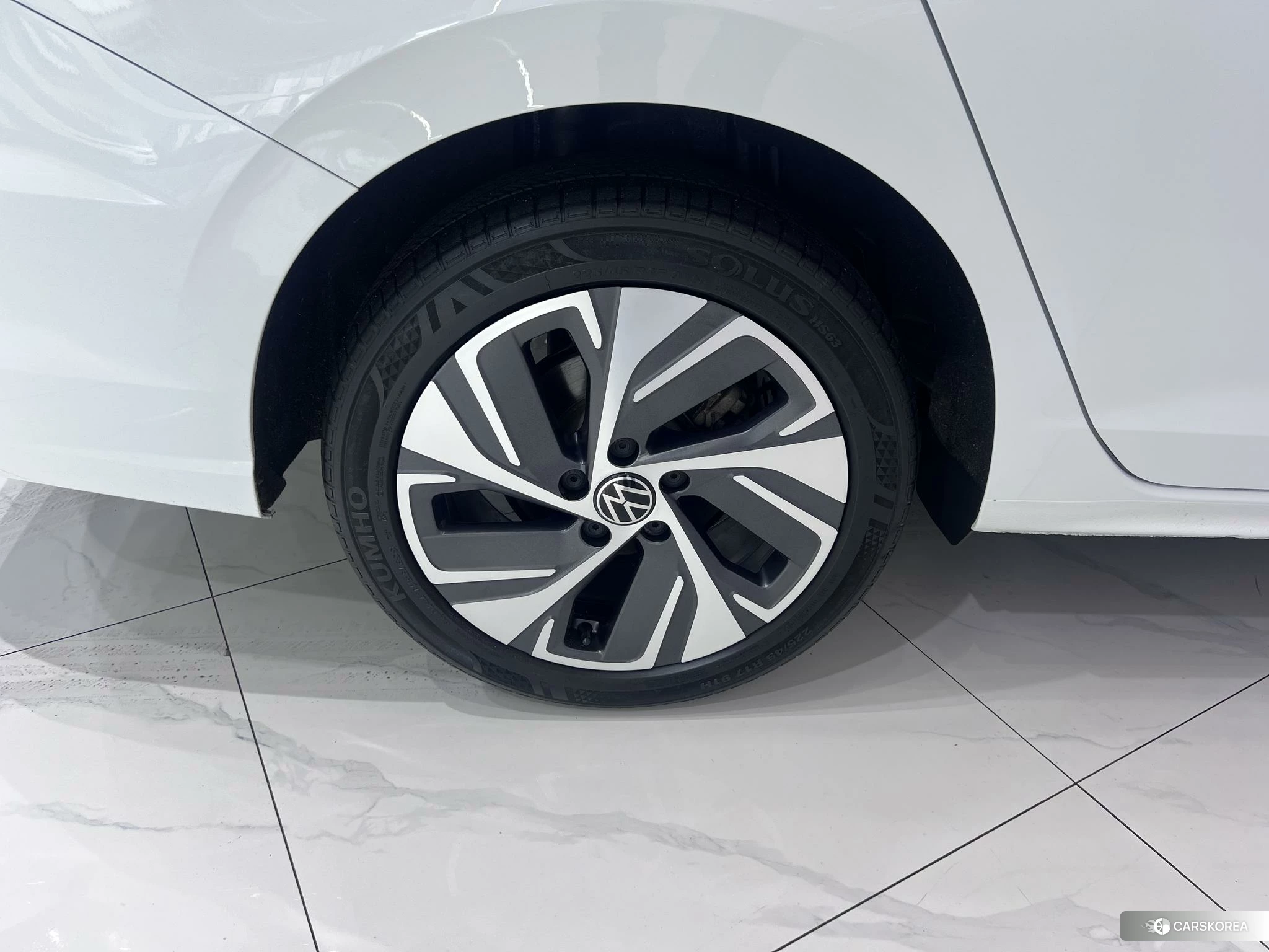 Volkswagen Bora id 4473517 из Китая 11