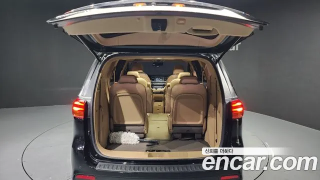 Kia The New Carnival id 2388409 из Кореи 11