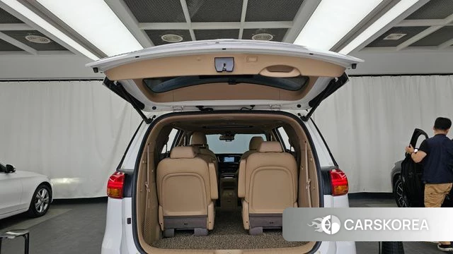 Kia All New Carnival id 4536677 из Кореи 11
