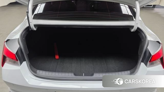 Hyundai Avante Hybrid (CN7) id 4250078 из Кореи 11