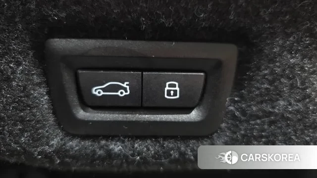 BMW 5 Series (G60) id 3467052 из Кореи 11