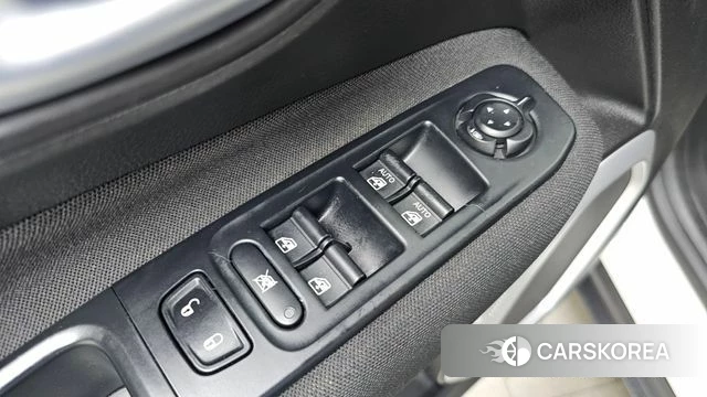 Jeep Renegade id 4604844 из Кореи 11