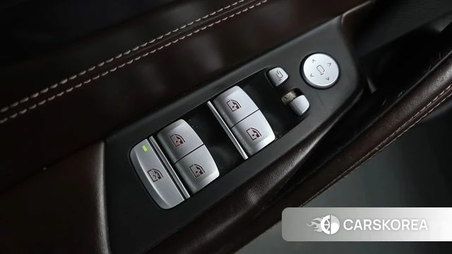 BMW 5 Series (G30) id 4362853 из Кореи 11