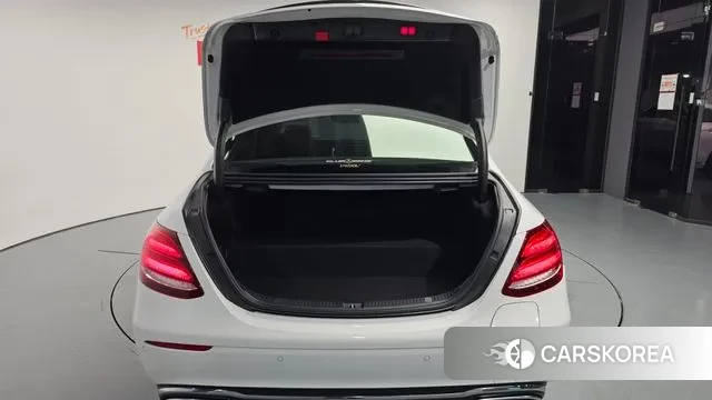 Mercedes-Benz E-Class W213 id 3264368 из Кореи 11