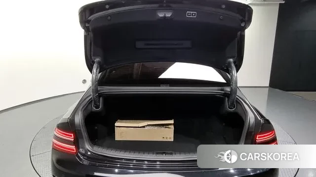 Genesis Electrified G80 (RG3) id 2889912 из Кореи 11