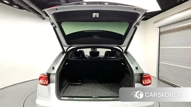 Audi Q8 (4M) id 3027332 из Кореи 11