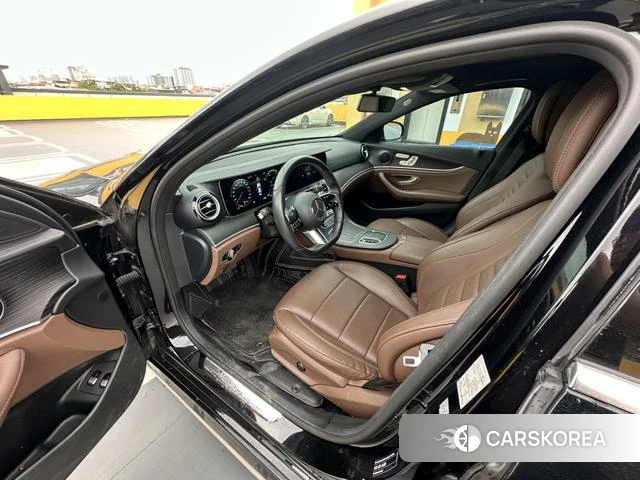Mercedes-Benz E-class PHEV id 4260932 из Китая 11