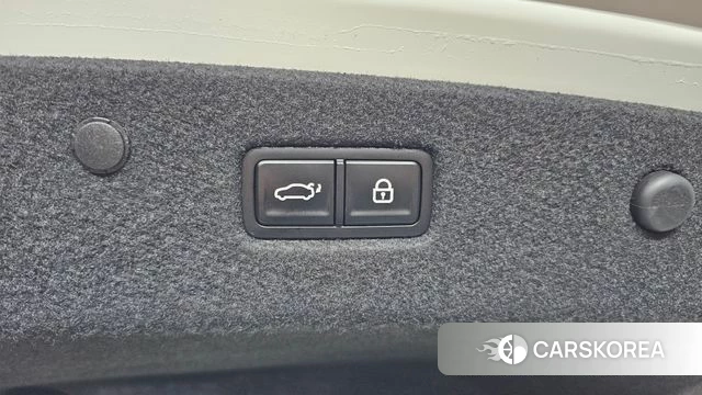 Kia The New K8 Hybrid id 3805150 из Кореи 11