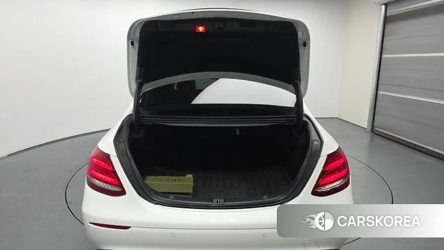 Mercedes-Benz E-Class W213 id 4425068 из Кореи 11