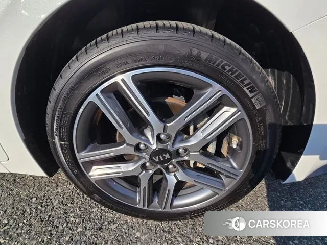 Kia Come New K3 id 3644123 из Кореи 11