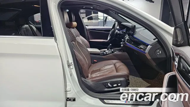 BMW 5 Series (G30) id 2744641 из Кореи 11