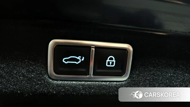 Hyundai Grandeur Hybrid (GN7) id 3870332 из Кореи 11
