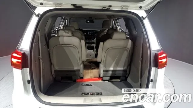 Kia The New Carnival id 2886788 из Кореи 11