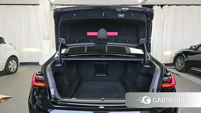 BMW 7 Series (G11) id 3269993 из Кореи 11