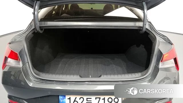 Hyundai Avante Hybrid (CN7) id 3335128 из Кореи 11