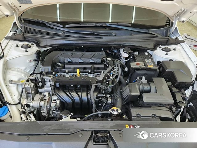 Hyundai Avante (CN7) id 4018985 из Кореи 11