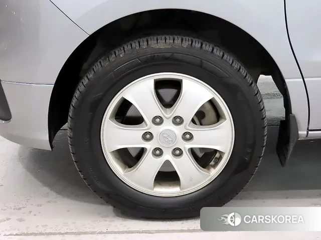 Hyundai The New Grand Starex id 3574261 из Кореи 11