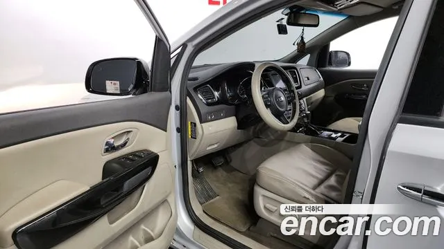 Kia All New Carnival id 2521541 из Кореи 11