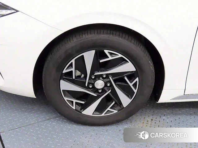 Hyundai The New Grandeur IG Hybrid id 3008261 из Кореи 11